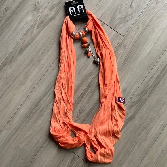 🧡 NWT Scarf and Neck Wrap Necklace. Such a fun accent. - Picture 6 of 8